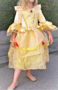 Belle-Prinzessinnen-Kleid-gold-4