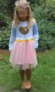 gold-Herz-Prinzessin-Kinder-Kleid-7R